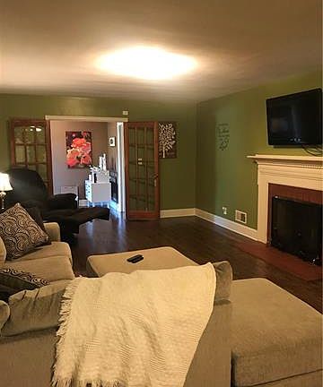 4th image of 3630 W Dixon Blvd