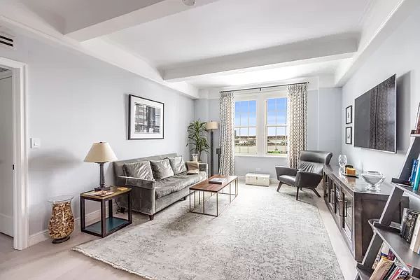 1st image of 677 W End Ave