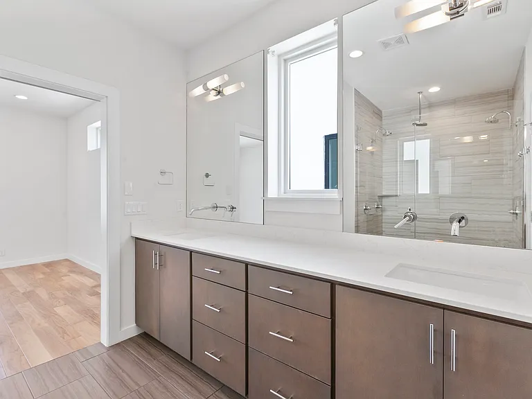 2301 Bluebonnet Ln #10 — Photo 20