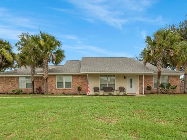 5117 Bay Head Rd, Youngstown, FL 32466