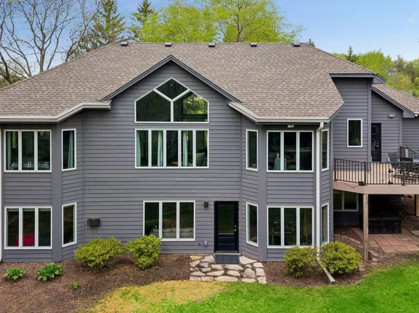 9125 Abbywood Rd, Chaska, MN 55318