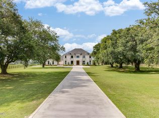 1200 Chemin Agreable Rd, Youngsville, LA 70592