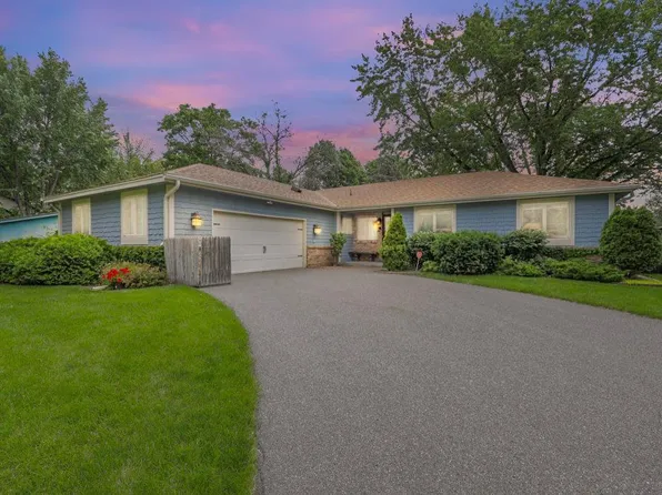7516 Edgewood Ave N, Brooklyn Park, MN 55428