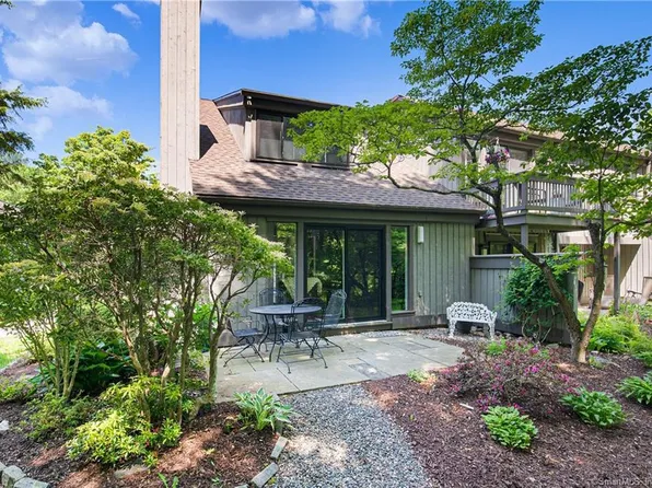 725 Heritage Village #E, Southbury, CT 06488
