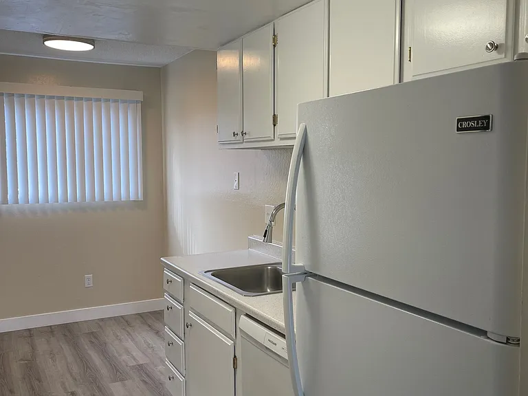 Matanzas Garden Apartments — Photo 21
