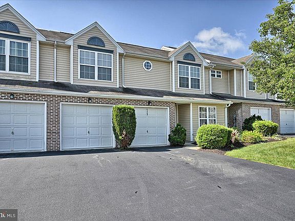 2nd image of 6409 Terrace Ct