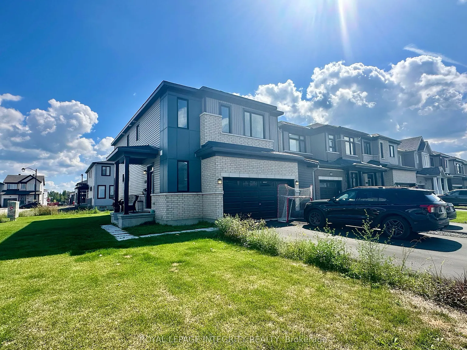 3 bed, $3,400 — Photo 2