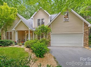 36 Poplar Creek Dr, Asheville, NC 28805
