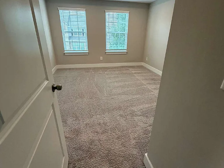 1752 Eastfall St — Photo 21