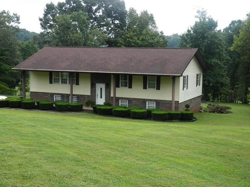 1st image of 246 Creekwood Dr