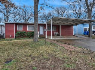 941 Amsden St, Denison, TX 75020