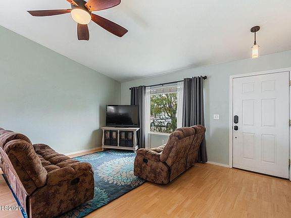 3rd image of 211 Endeavor Ln