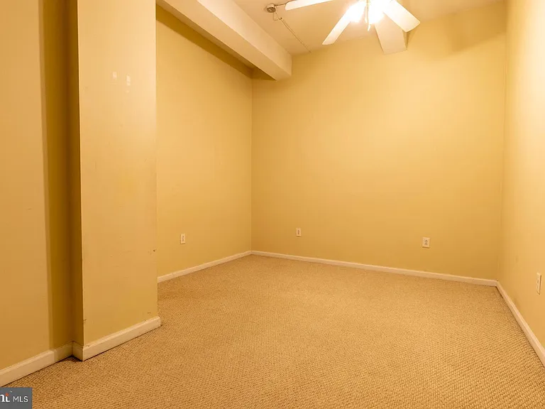 1324 Locust St #1602 — Photo 16