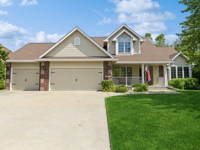 12215 Oak Brook Dr, Urbandale, IA, 50323