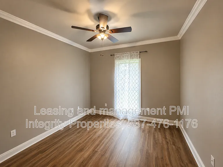 213 Woodhaven Rd — Photo 10