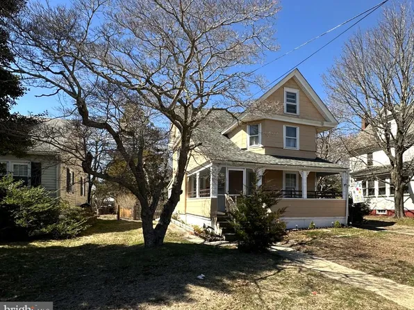 228 N Green St, Tuckerton, NJ 08087