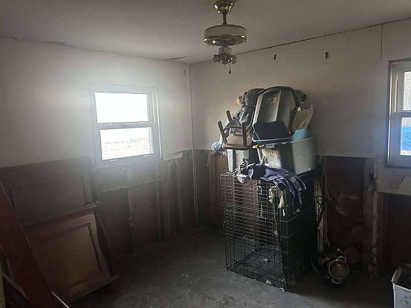 5th image of 4135 Husband Rd