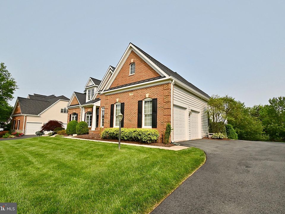 43426 Mountcastle Dr, Chantilly, VA 20152 Zillow