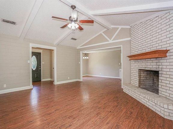 5th image of 5972 Glenwood Dr