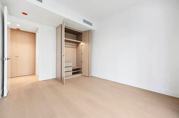 Rented by Luxhome LLC | media 5