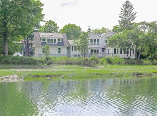 18 Grimes Rd, Old Greenwich, CT 06870