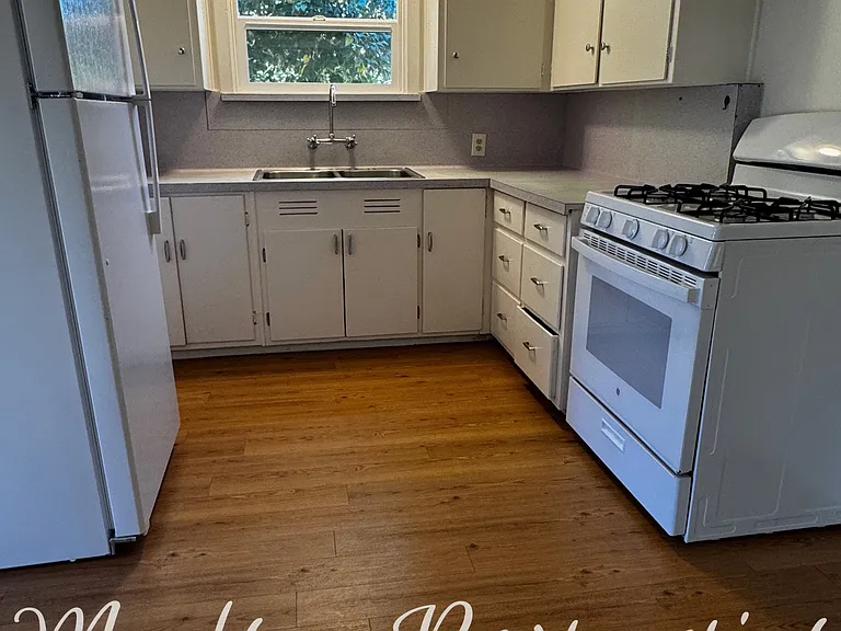 3156 Burdick Rd — Photo 7