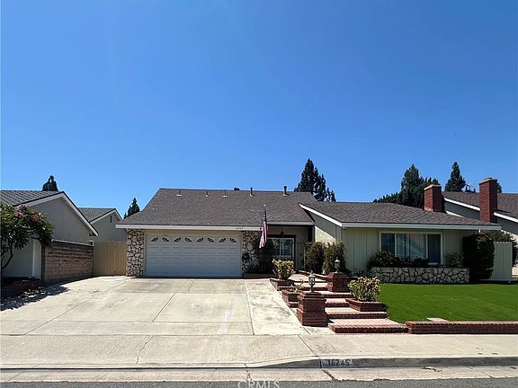 2nd image of 16245 Mount Baden Powell St
