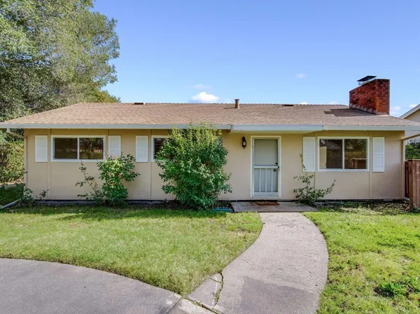 27 Temelec Circle, Sonoma, CA 95476
