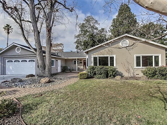 2nd image of 1485 Walbrook Dr