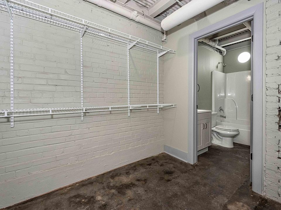 Master Closet & Bath