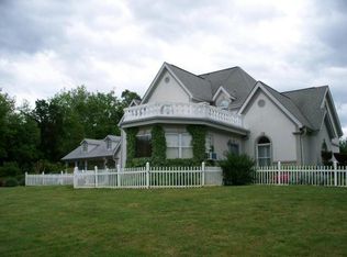 720 Sharp Rd, Sevierville, TN 37876