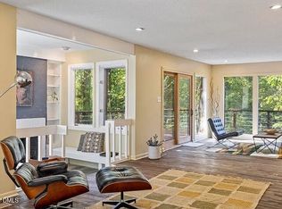 1108 Hemingway Dr, Raleigh, NC 27609