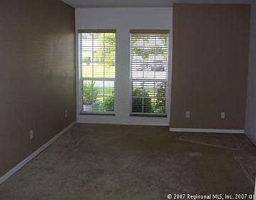 2nd image of 1250 SW Dalton Ave