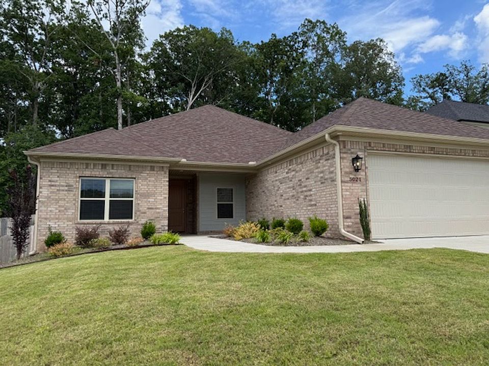 1st image of 5021 Springwood Cir