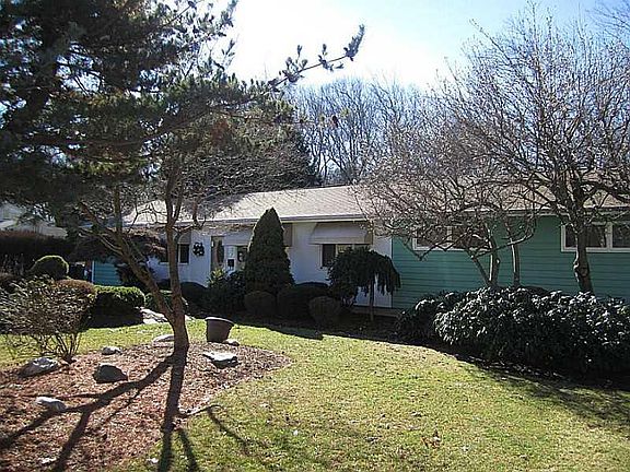 2nd image of 14 Lee Ave