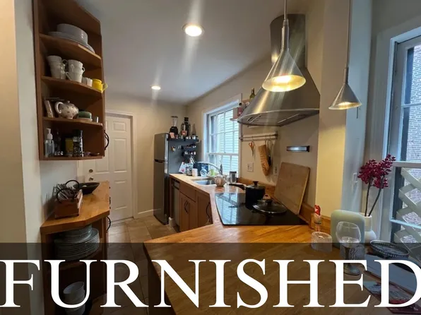 61 W Cedar St, Boston, MA 02114