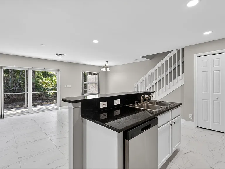 106 Fox Meadow Run — Photo 14