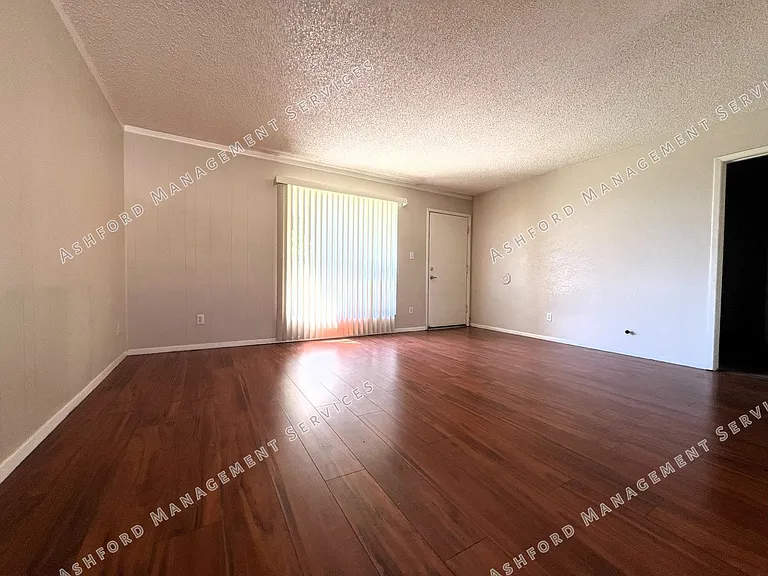 7141 N 16th St #227 — Photo 9