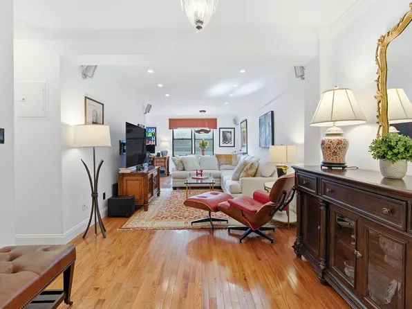 30 East 9th Street image 1 of 18