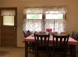 3543 S 76th St APT 2, Milwaukee, WI 53220