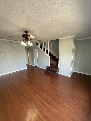 10306 W Winston Ave #11 Photo 1