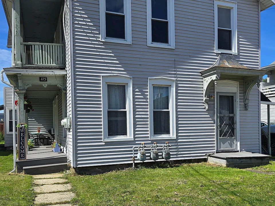 117 Bridge St