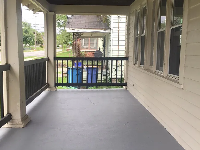 1034 Hall St SE — Photo 20