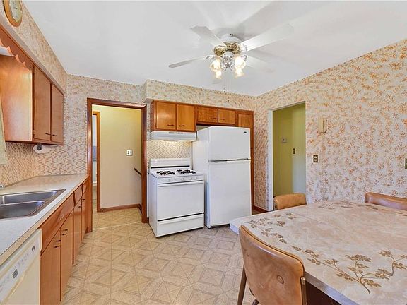 4th image of 4871 Southwood Dr
