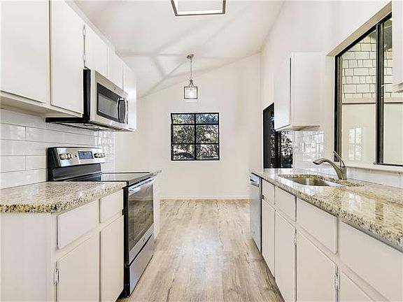 4th image of 7122 Wood Hollow Dr APT 67