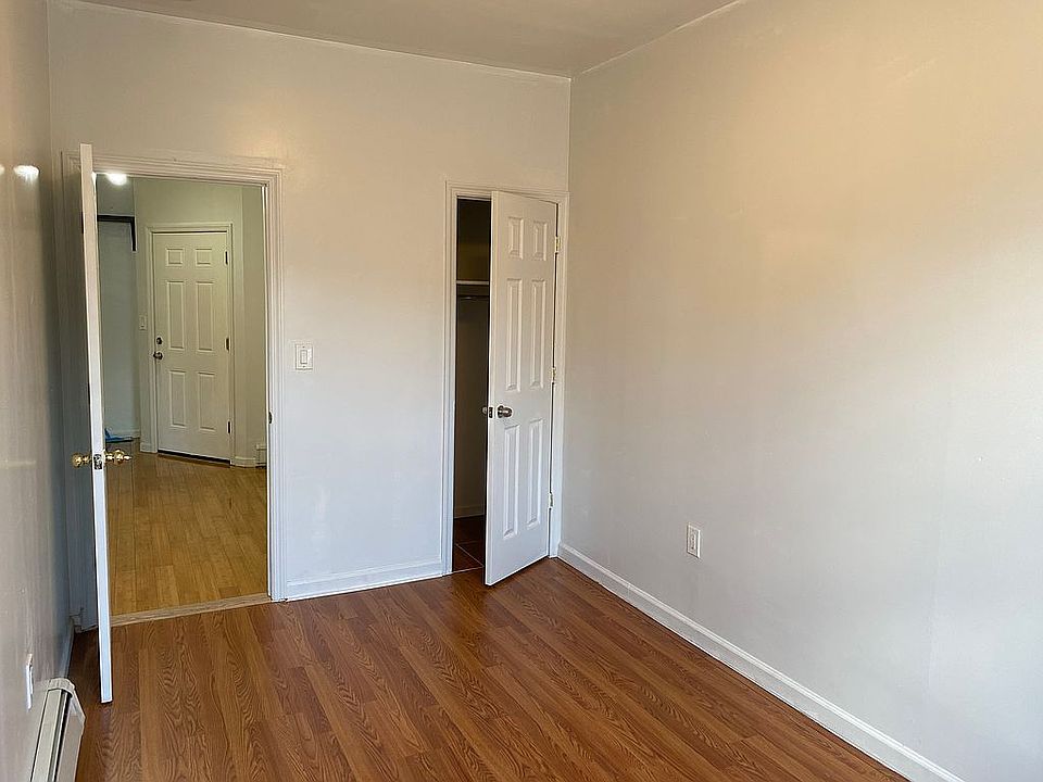 1st image of 3054 14th St
