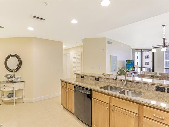 5th image of 5793 Cape Harbour Dr APT 618