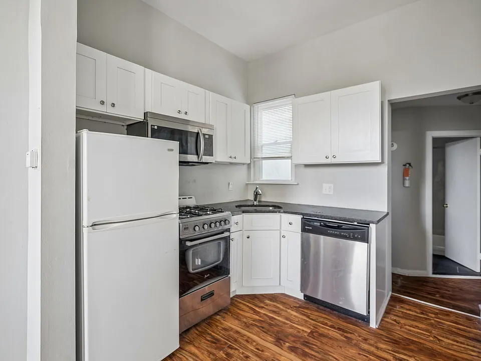 3509 Indian Queen Ln #2R