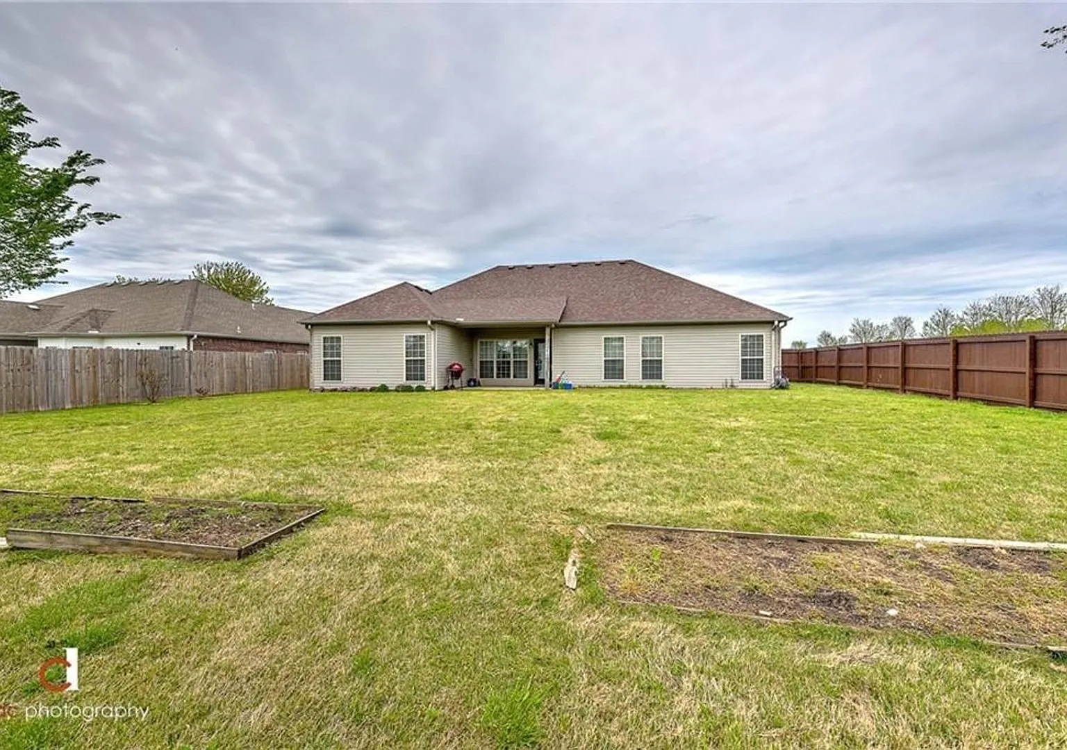 Must See Home! — Photo 3