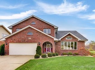 1122 Florence St, Lemont, IL 60439